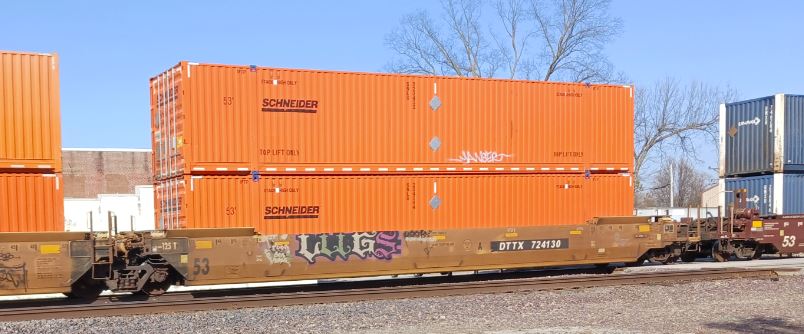 DTTX 724130A and two containers